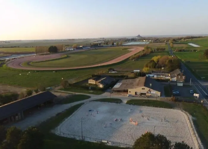 5 Places -mont Saint-michel- La Taniere Le Jersey Apartment Moidrey